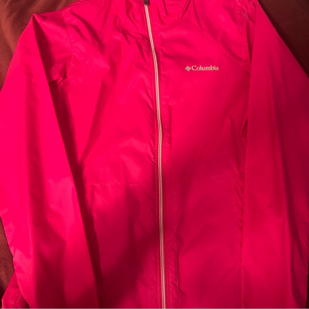 Columbia Women's Bright Pink Ski Jacket